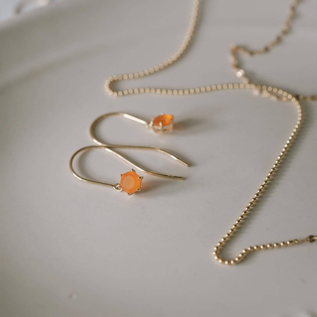 gemstone pentagonl Earring | TRESOR PENTA