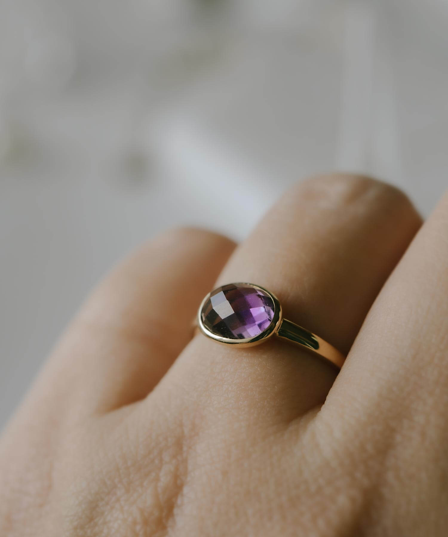 10K Gold Amethyst Obal Ring | GLOA-TVA