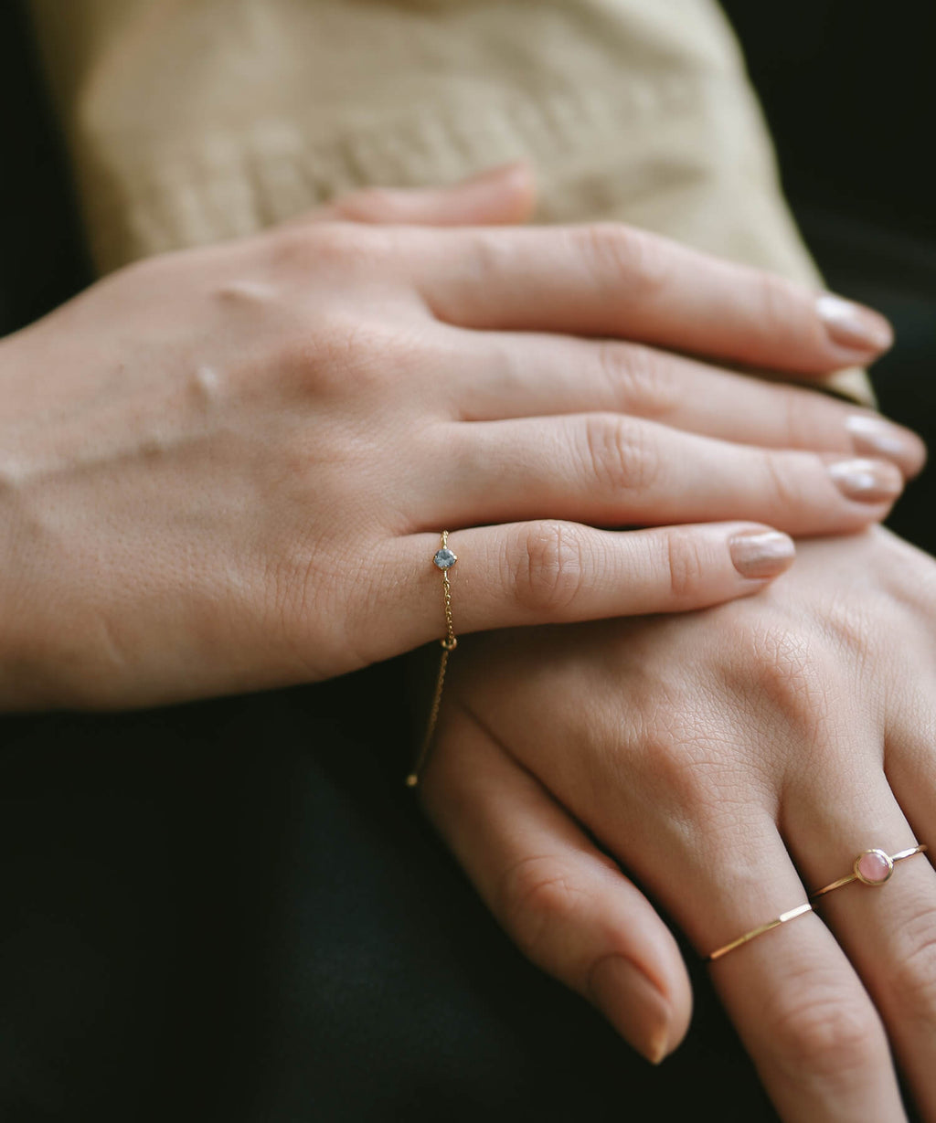 18K Gold Gemstone Chain Ring | MEGREZ CHAIN