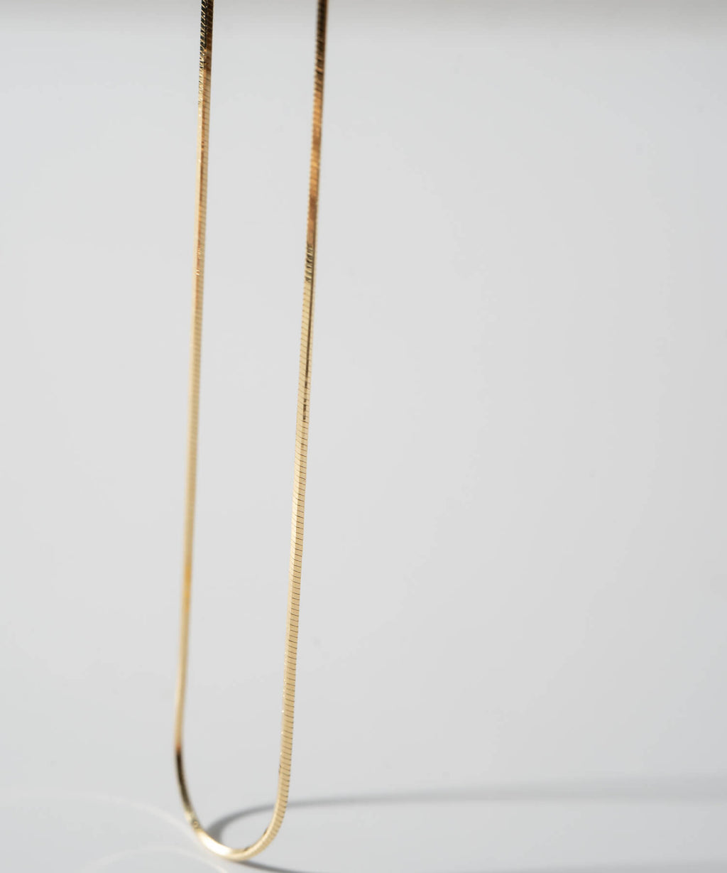 18K Gold Silken Radiance Necklace | ARIADNE-SERA