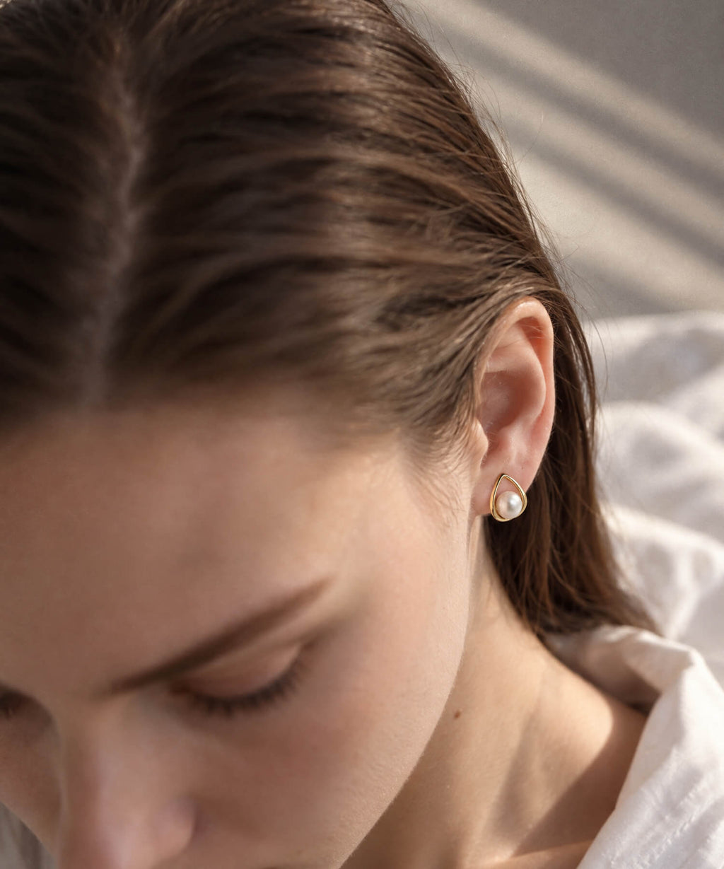Sterling silver freshwater pearl drop earrings | ARNE