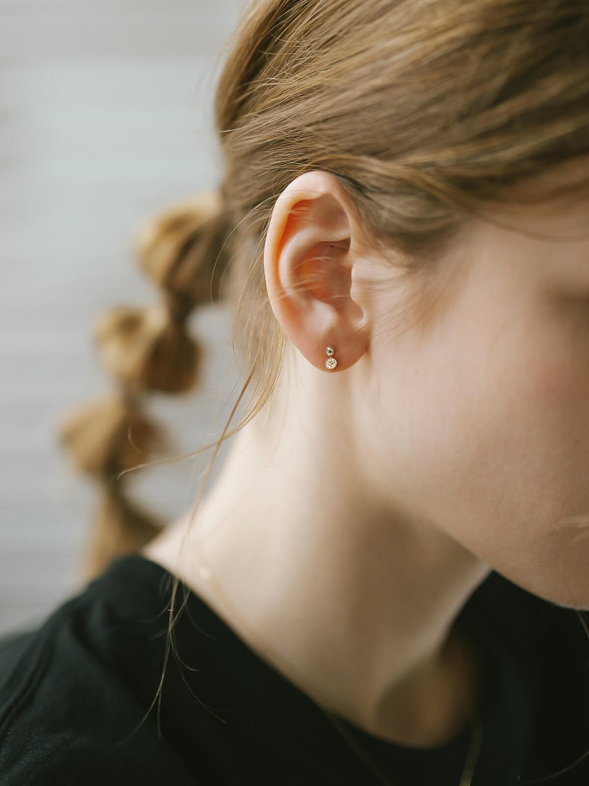 Platina Lilt Diamond Earrings | ASTERI NANOA