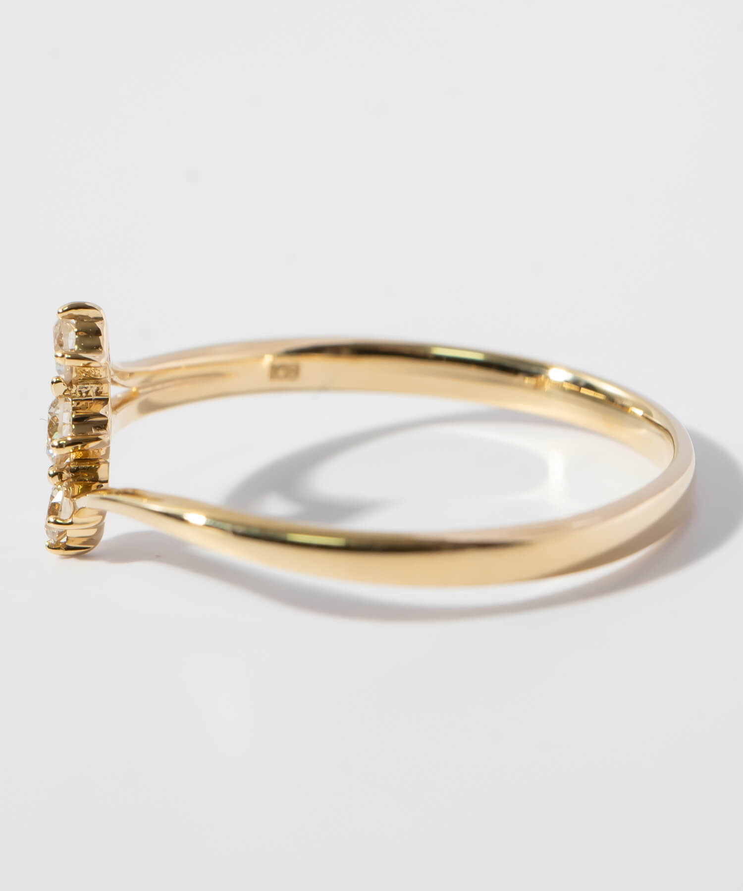 18K Gold Triple Diamond Ring | ASTERI ORION