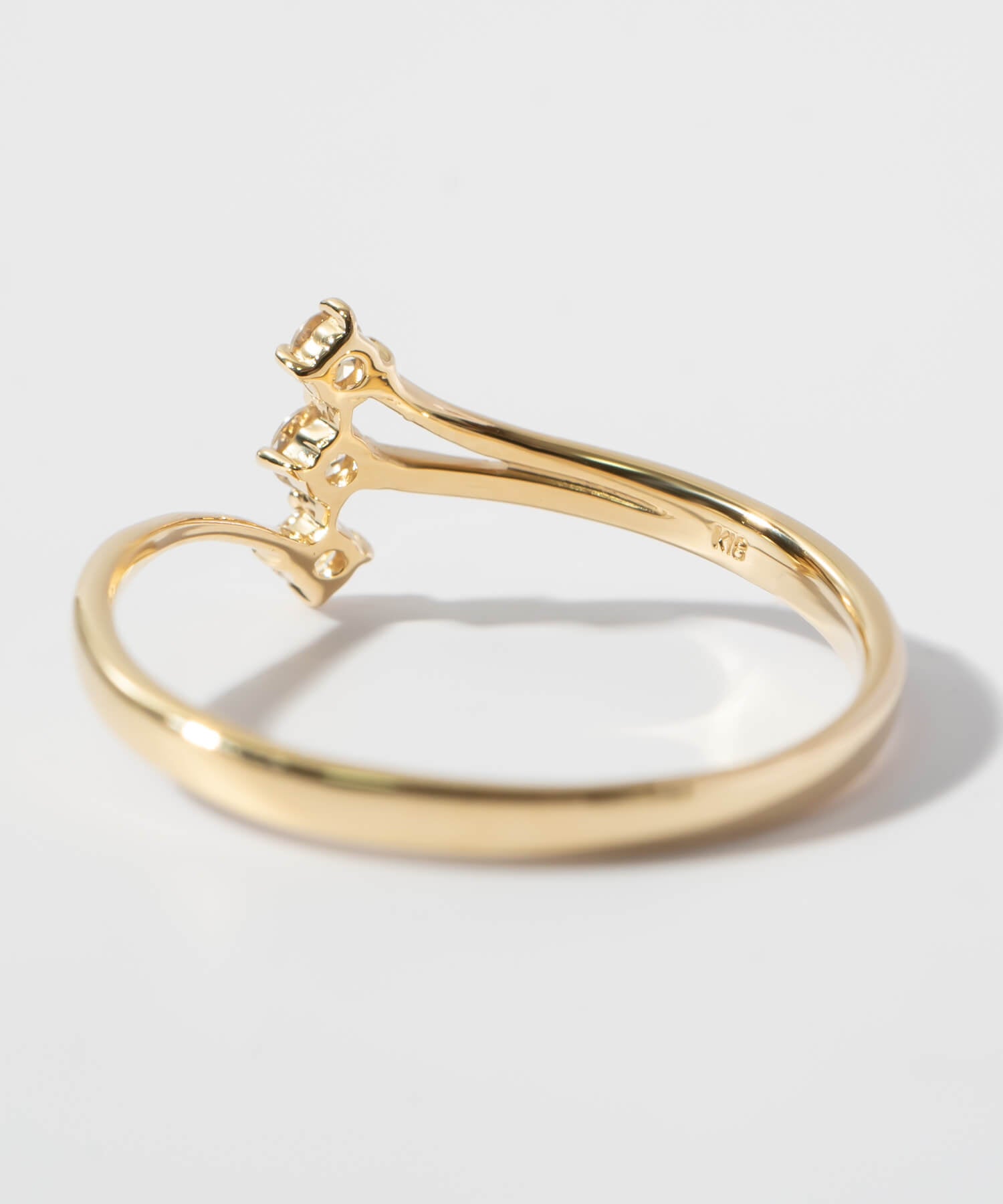 18K Gold Triple Diamond Ring | ASTERI ORION