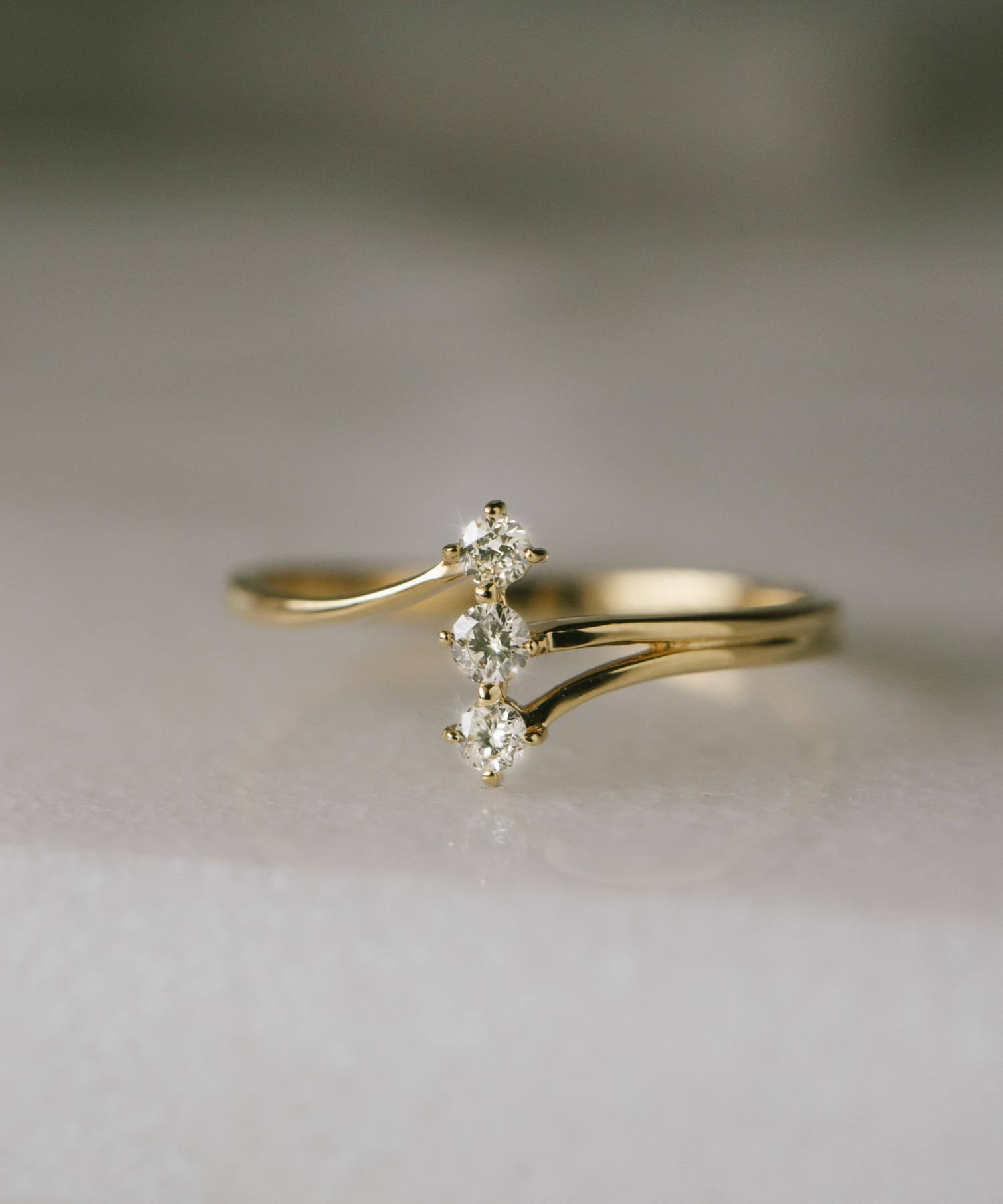 18K Gold Triple Diamond Ring | ASTERI ORION