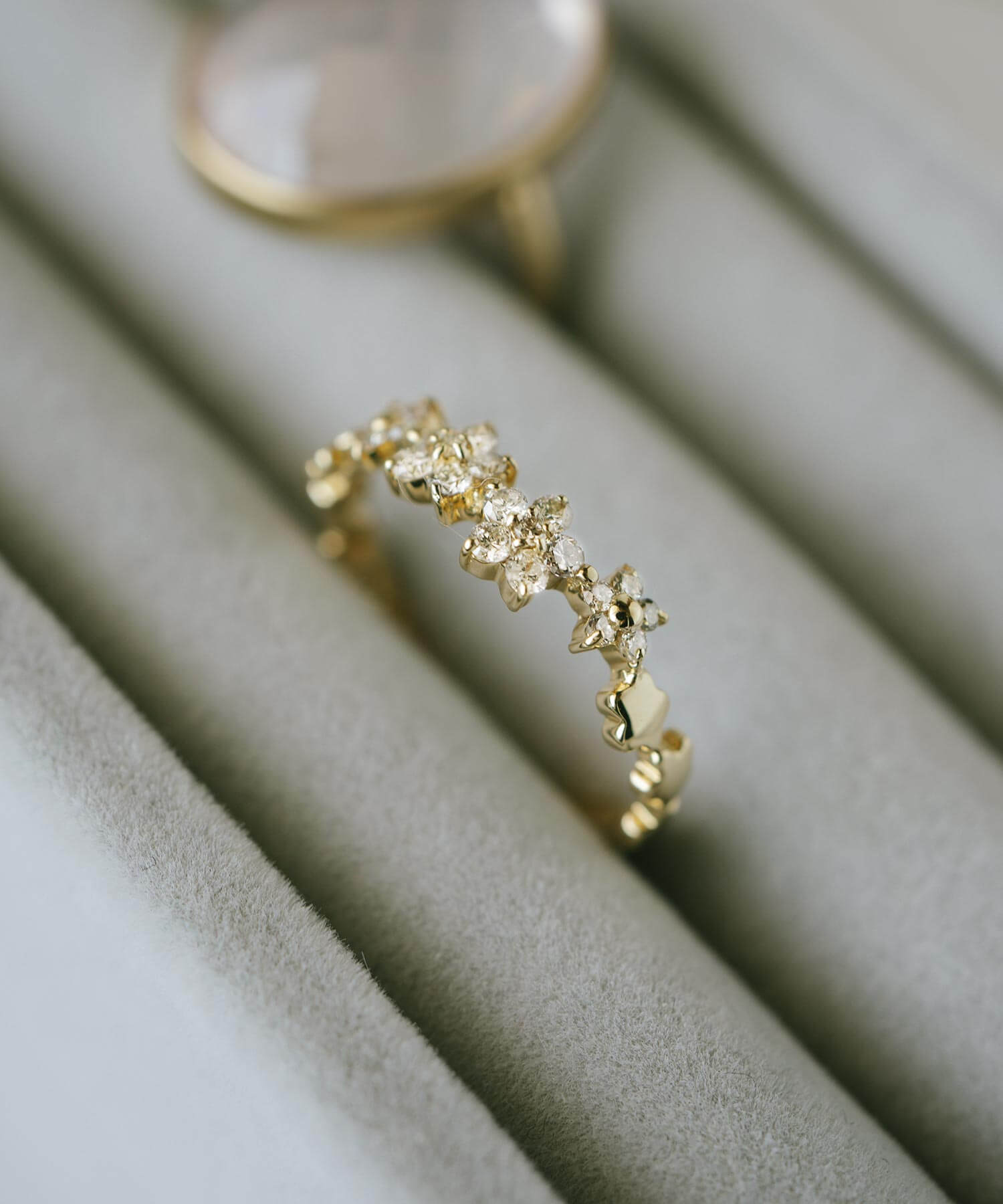 18K Gold Diamond Star Ring | ATRIA
