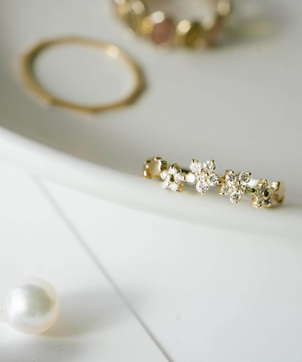 18K Gold Diamond Star Ring | ATRIA