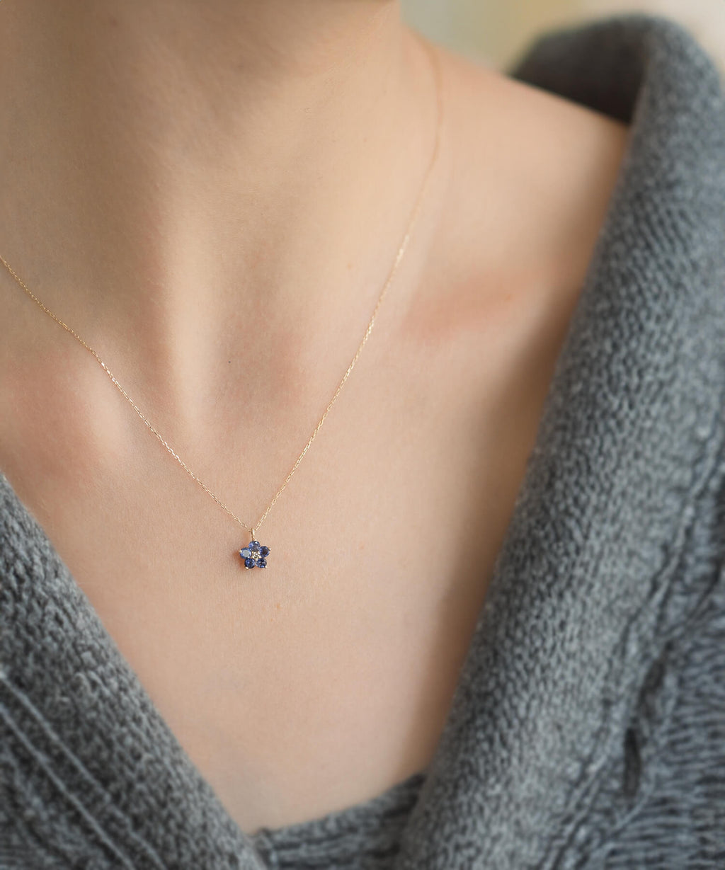 Flower Motif Iolite Necklace | LOULOUD-NOLL