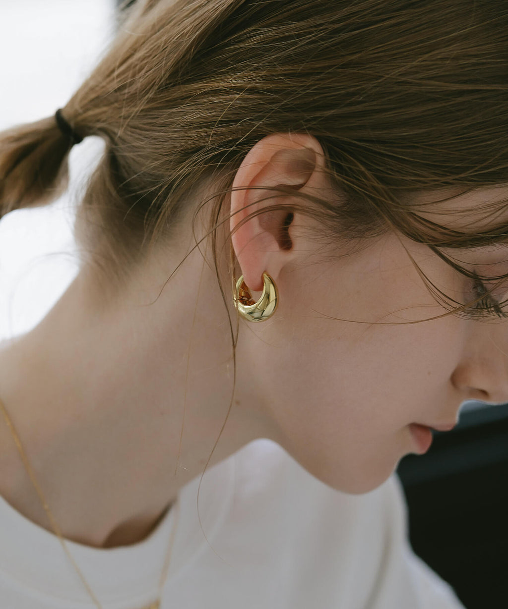 18K Gold Plated Sterling Silver Plump Hoop Earrings | CAPALLE