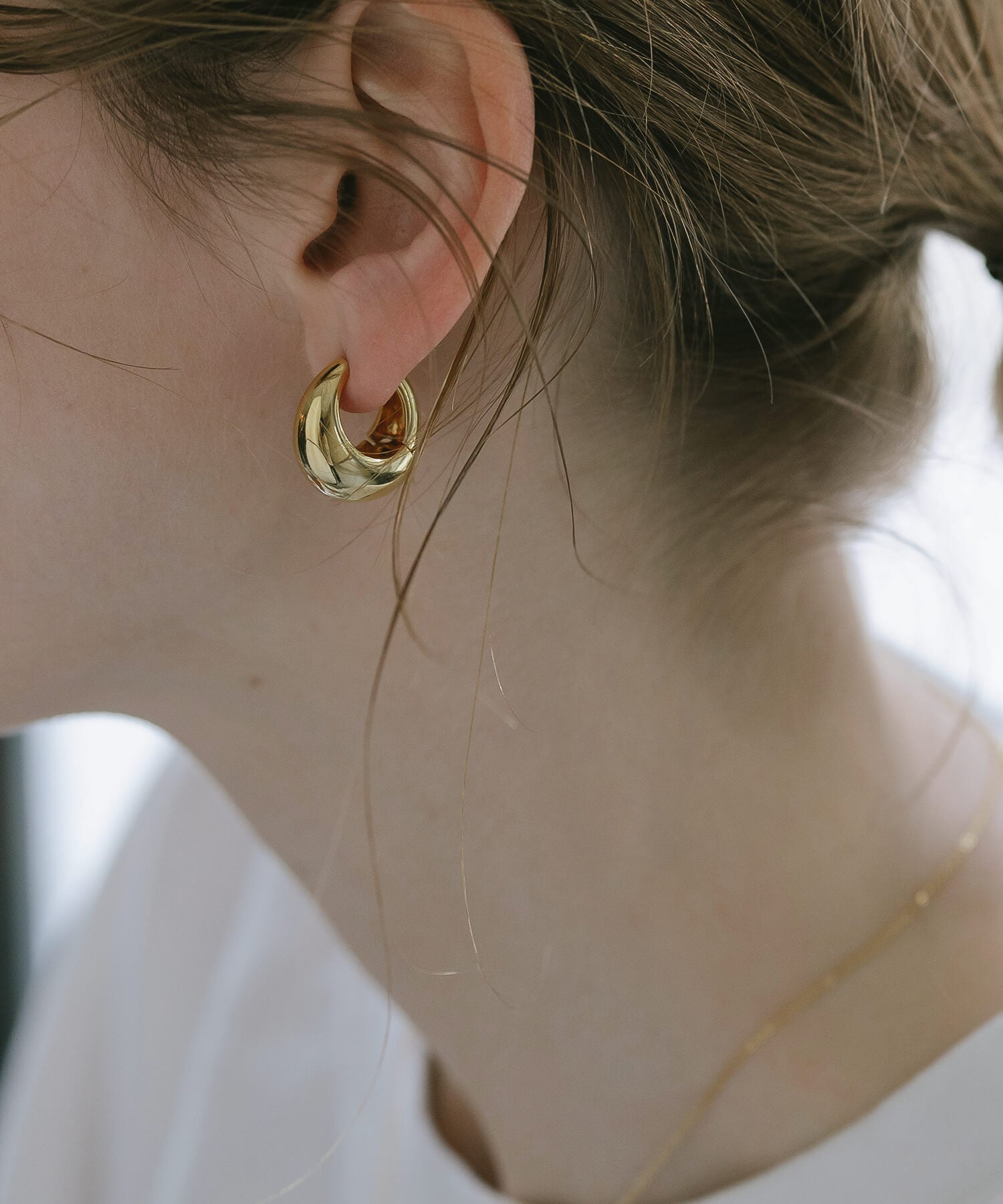18K Gold Plated Sterling Silver Plump Hoop Earrings | CAPALLE