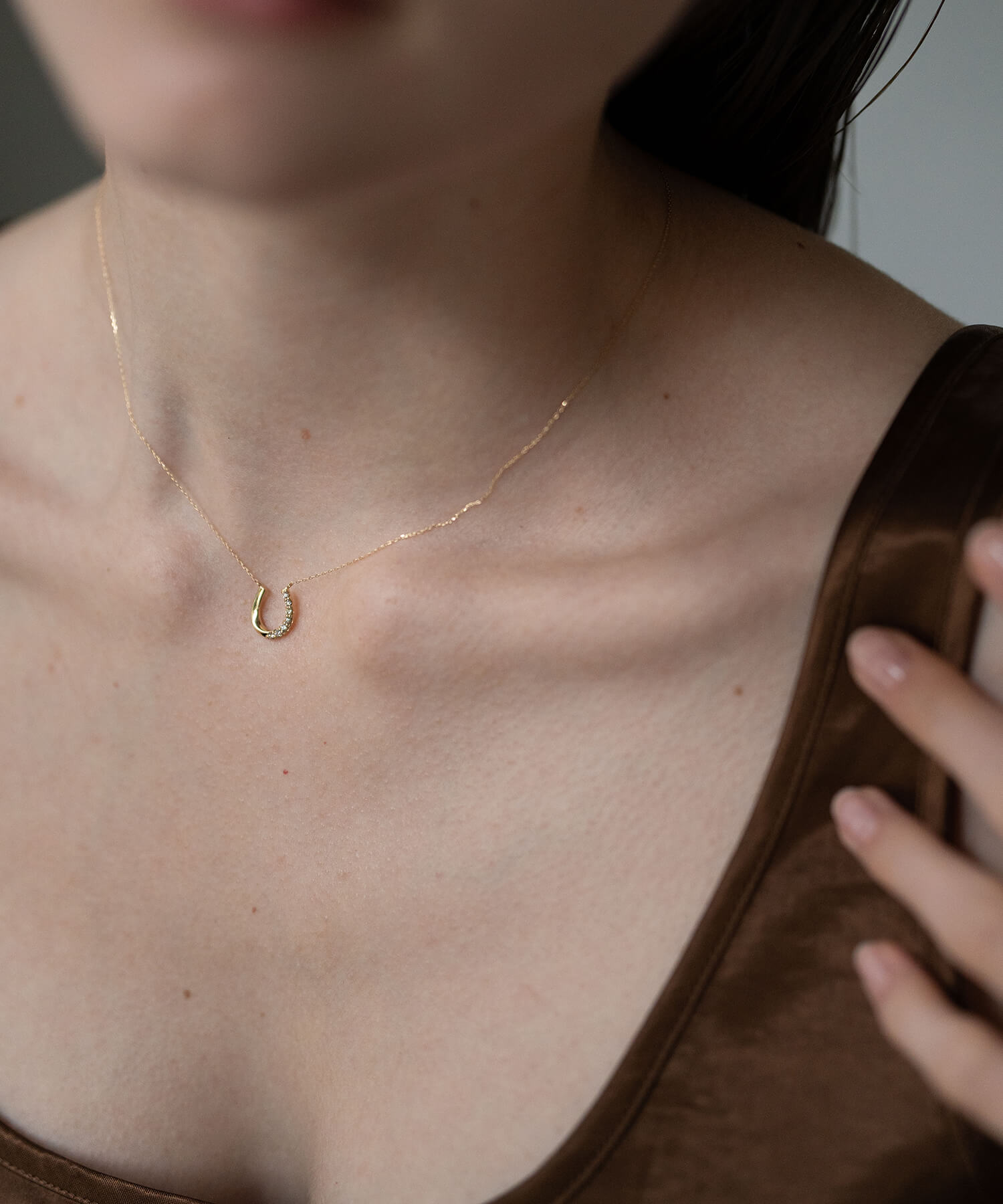 18K Gold & Platinum Diamond Horseshoe Necklace | COUPELLE