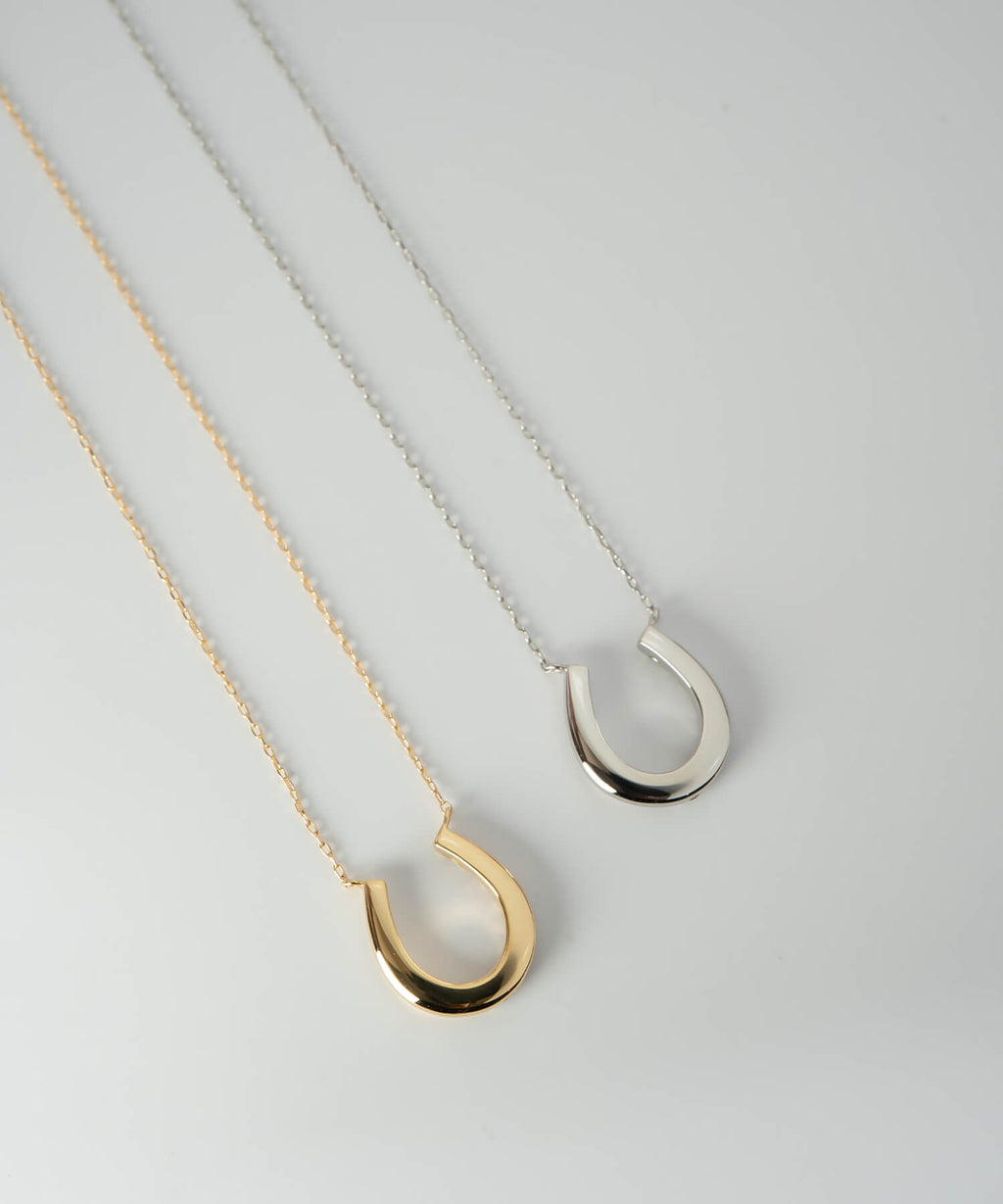 18K Gold & Platinum Diamond Horseshoe Necklace | COUPELLE