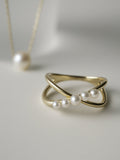 10K Gold Freshwater Pearl Crisscross Ring | CRUVIA