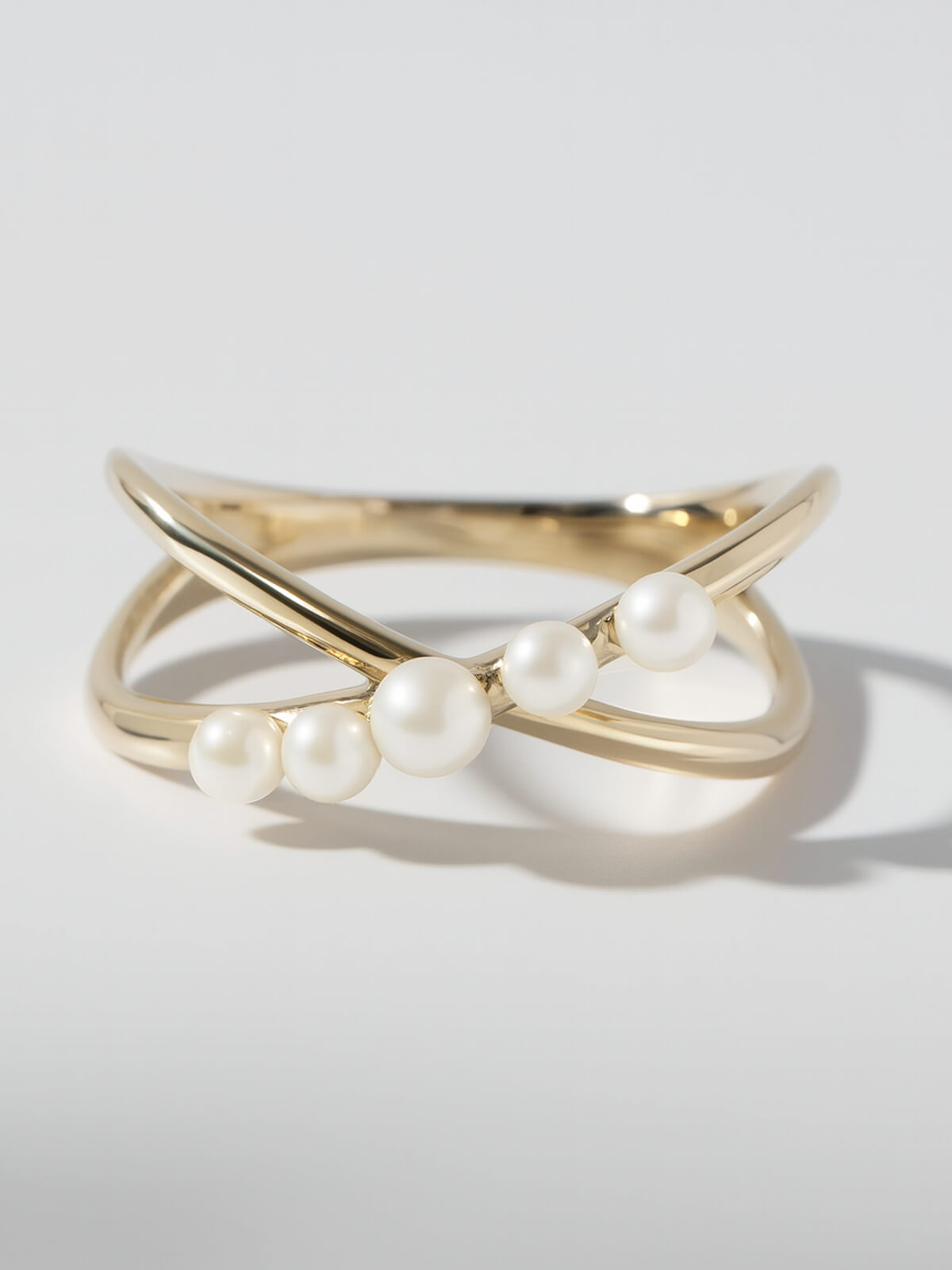 10K Gold Freshwater Pearl Crisscross Ring | CRUVIA