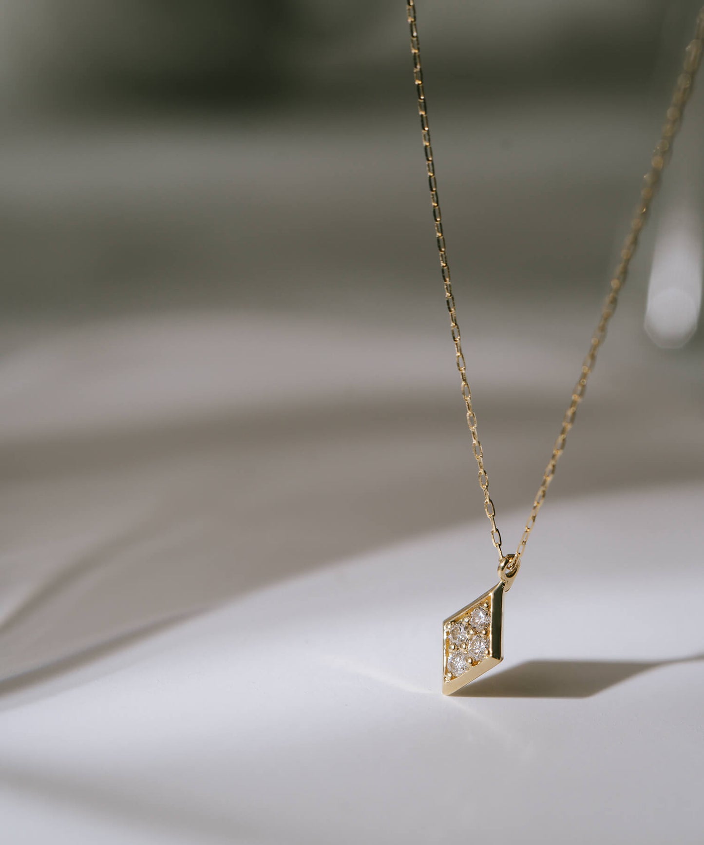 Rhombe Diamond Necklace | DIOVA-NK