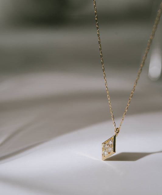 Rhombe Diamond Necklace | DIOVA-NK