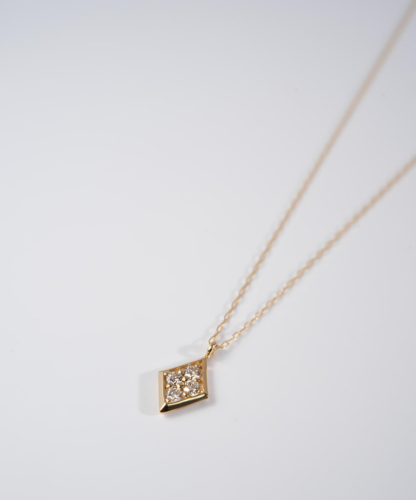 Rhombe Diamond Necklace | DIOVA-NK