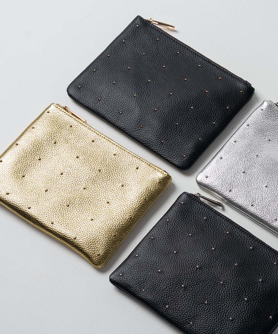Dot leather pouch M
