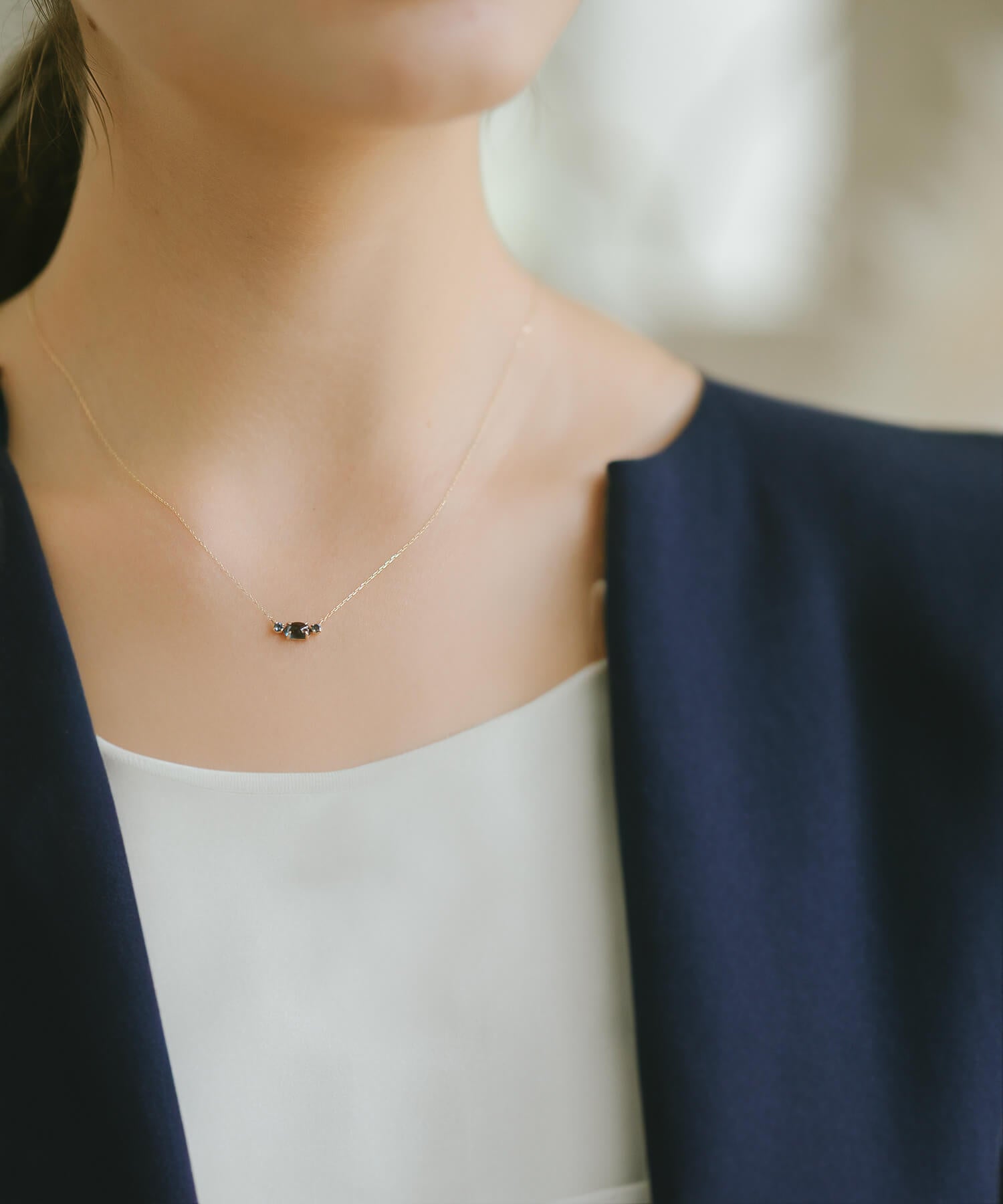 Oval Cabochon Necklace | ELIA-FEM