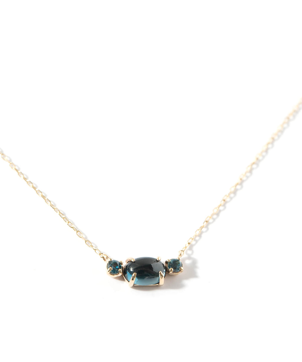 Oval Cabochon Necklace | ELIA-FEM