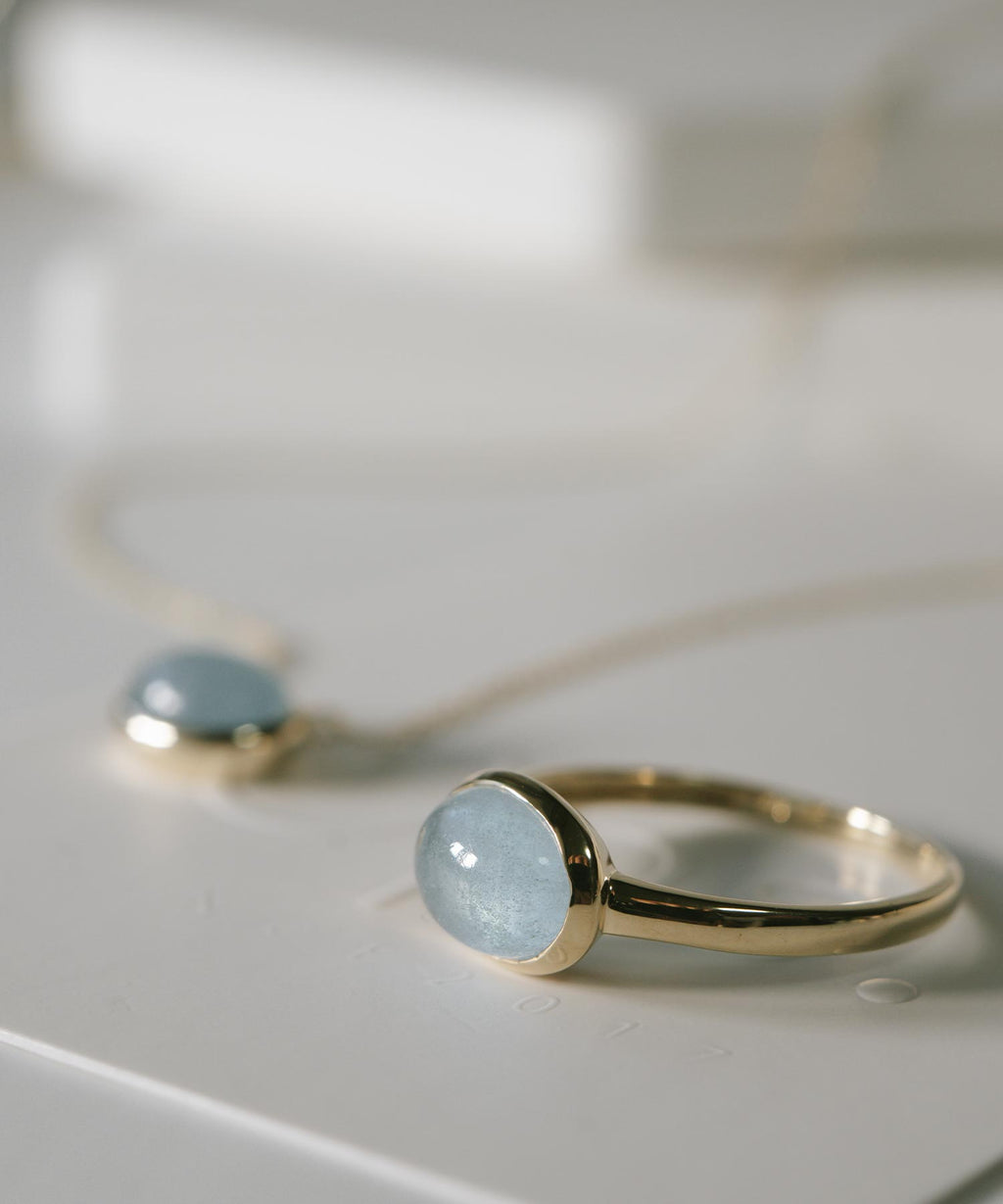 10K Gold Oval Gemstone Ring | ELIA-TRE