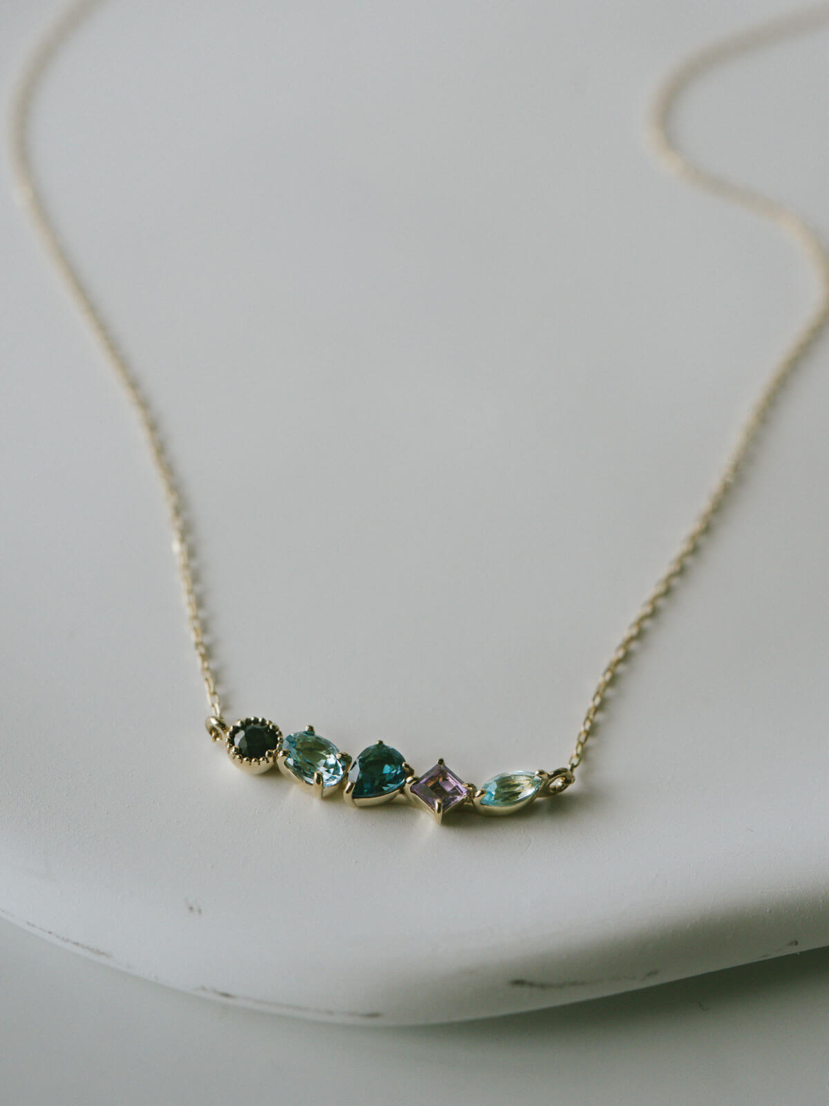 K10 Multicolor Gem Stone Necklace | ELMA-NK