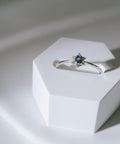 Platina Sapphire Star Ring | ELNEO