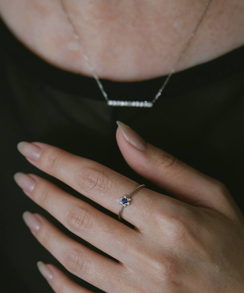 Platina Sapphire Star Ring | ELNEO