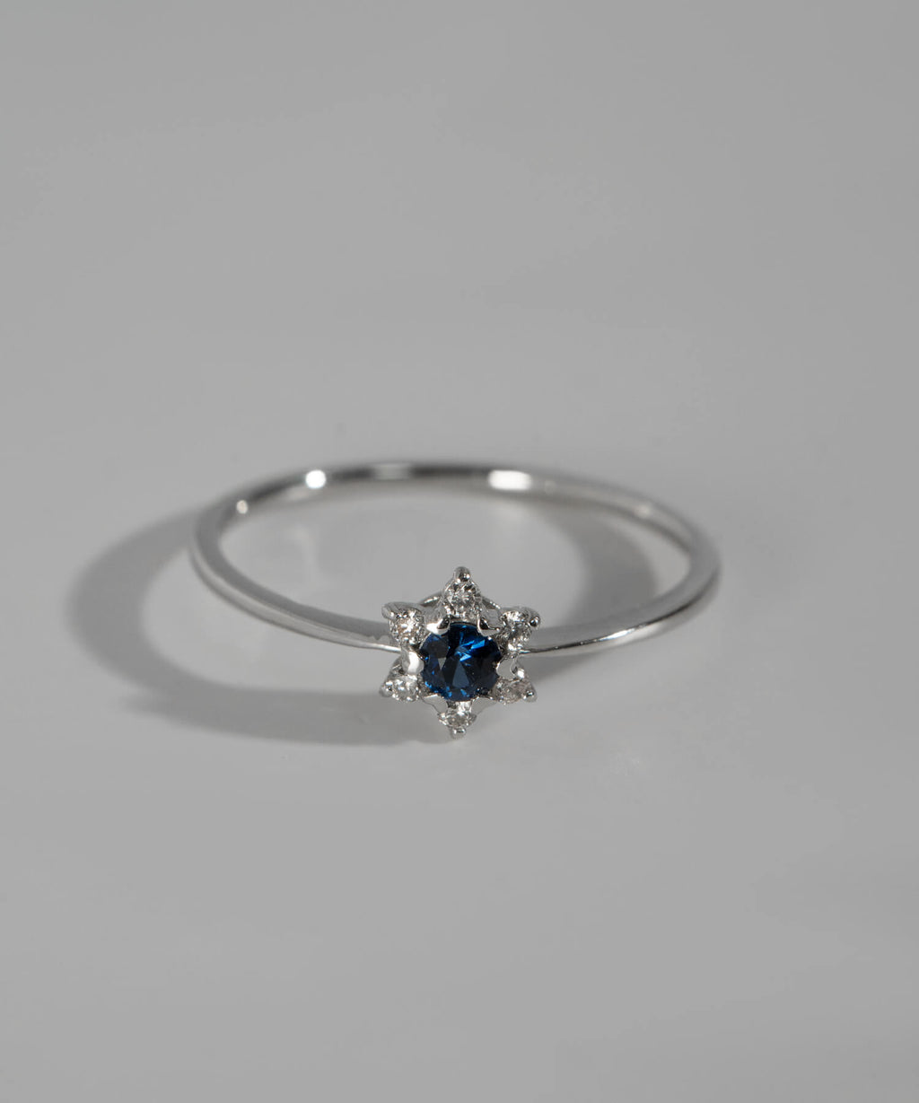 Platina Sapphire Star Ring | ELNEO