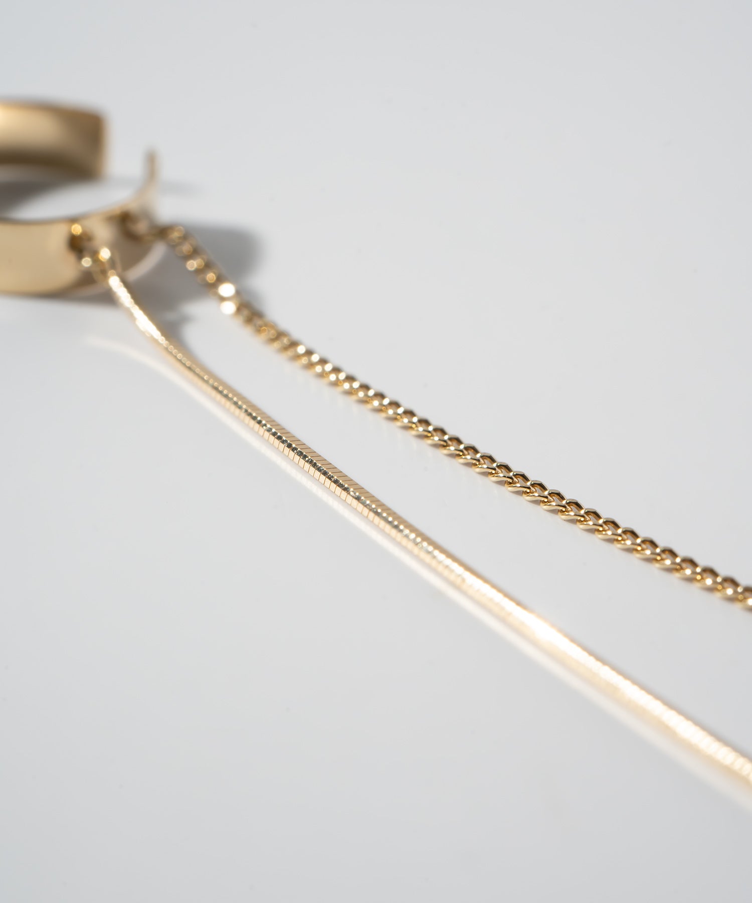 10K Gold Mix Chain Hoop Ear Cuff | ENLILLE-CODA