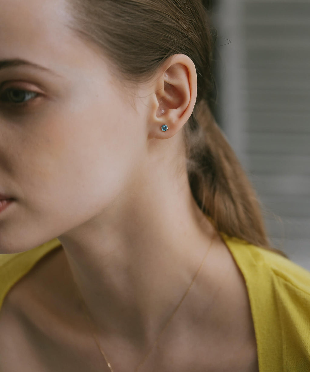 10K Gold Claw Stud Gemstone Earrings | ENLILLE-NOVA