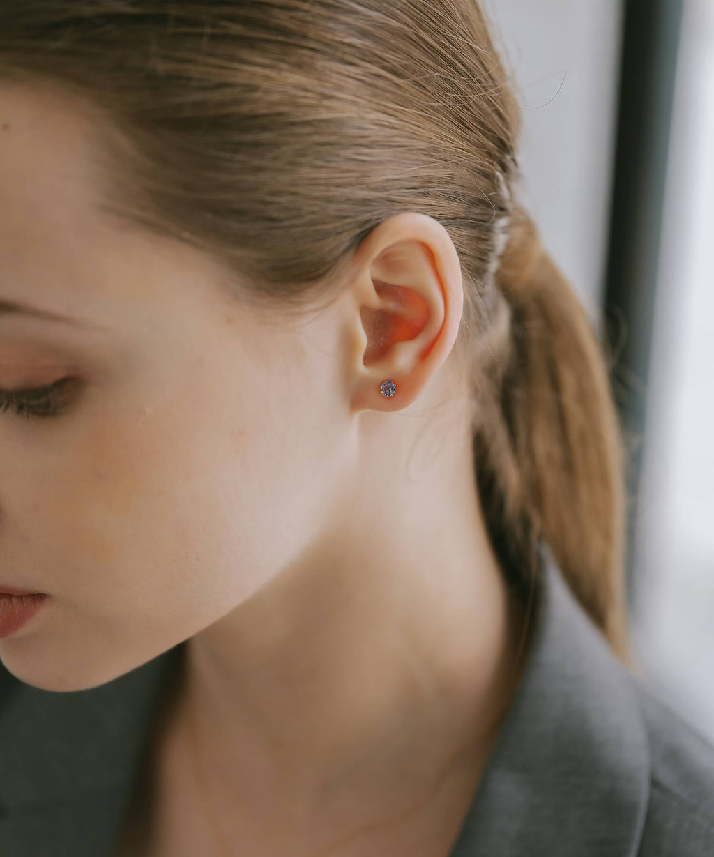10K Gold Claw Stud Gemstone Earrings | ENLILLE-NOVA
