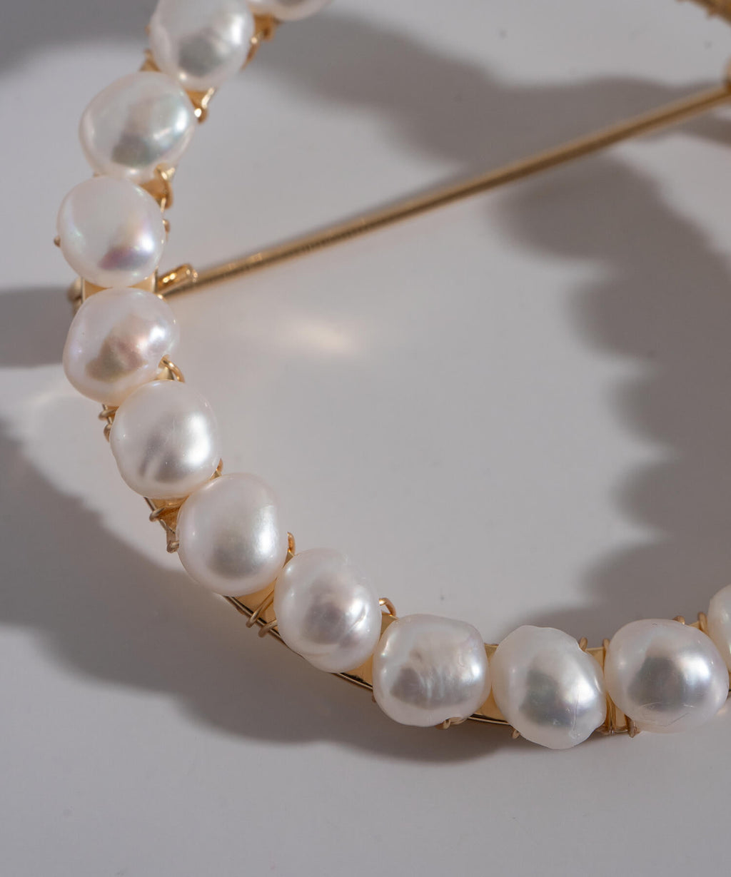 Orbia Pearl Brooch | ENORE