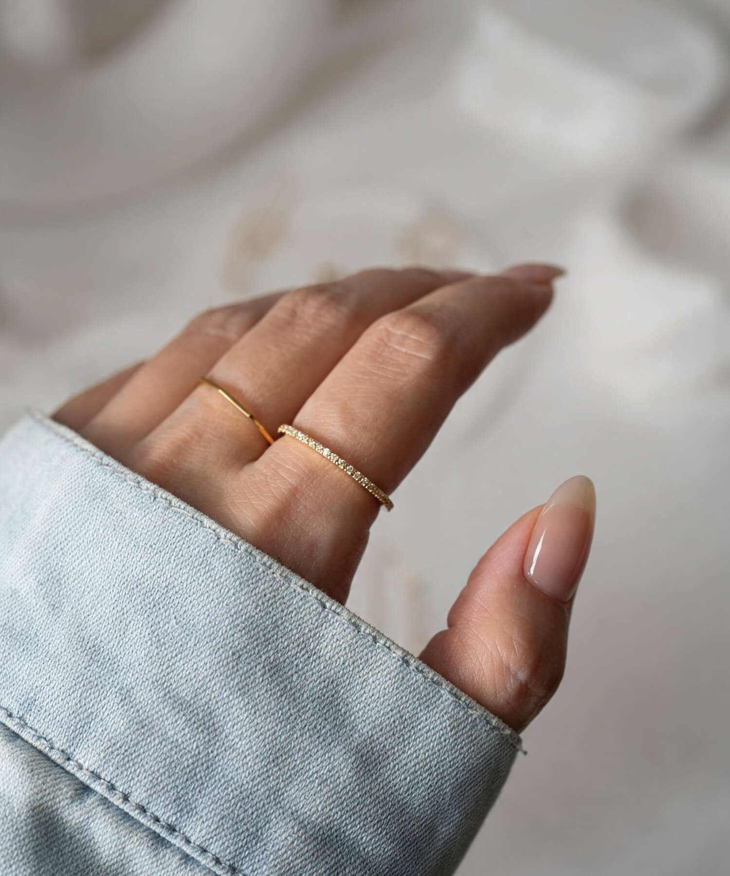 18K DELICATE GLEAM ETERNITY RING | ETELNIA RING