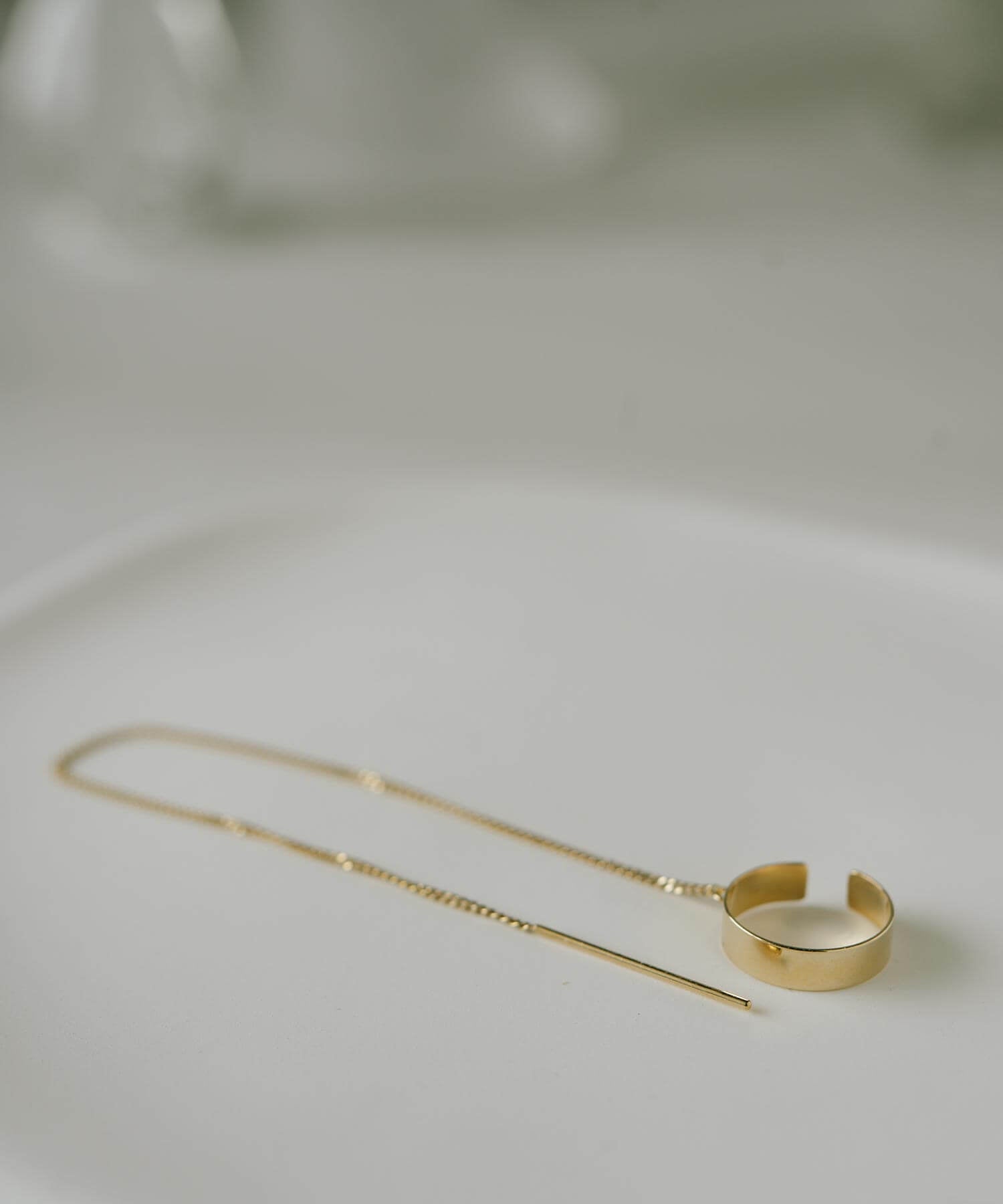 10K Gold Flat Hoop Chain Ear Cuff | FLUX-FLAT