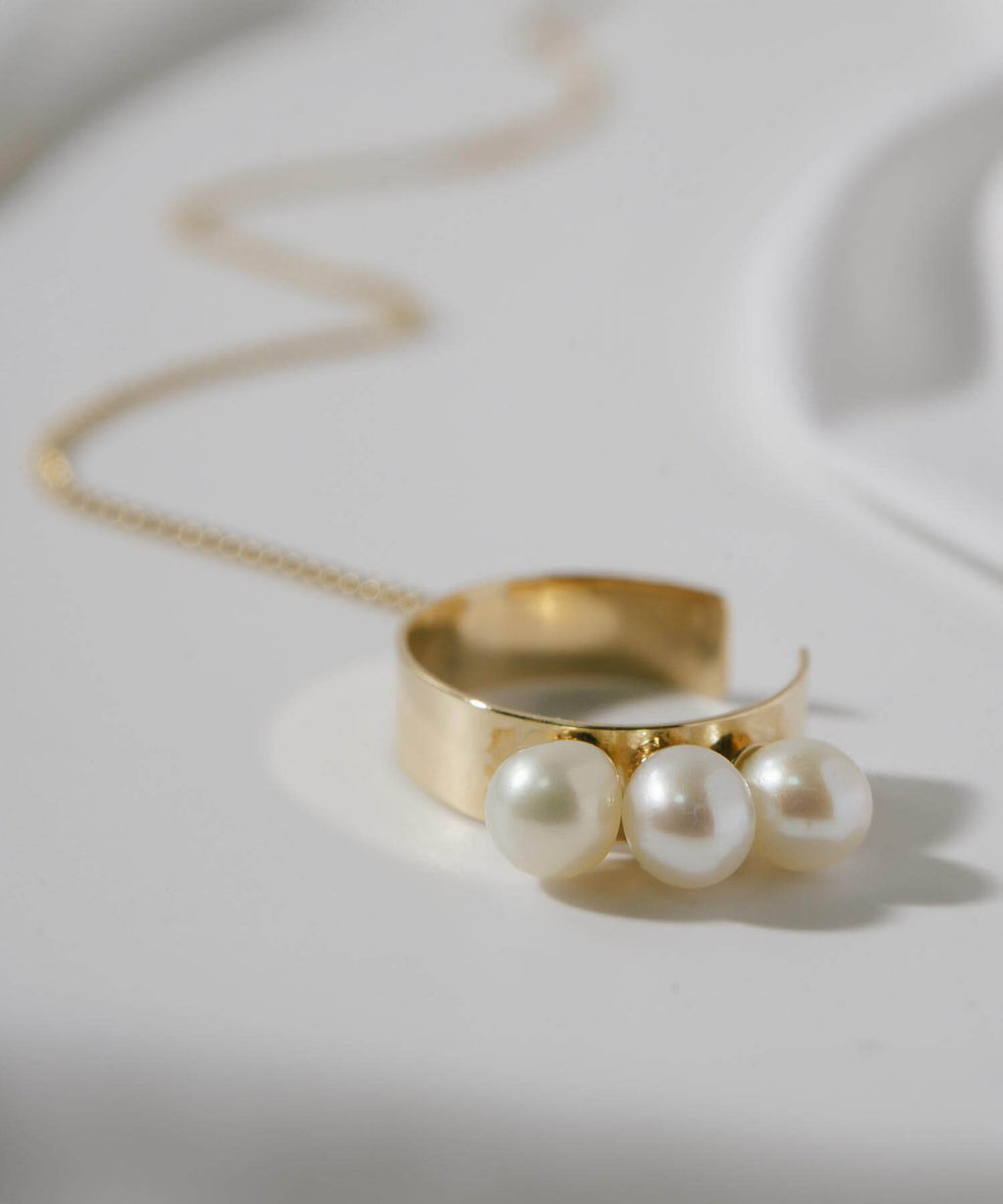 10K Gold Hoop Chain Pearl Ear Cuff | FLUX-PEARL