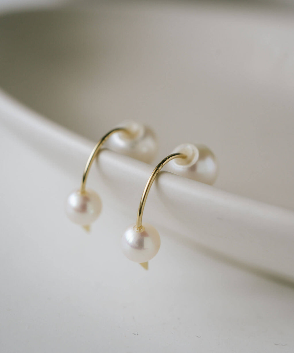 18K Gold Double Pearl Thorny Earrings | FOLLETTA