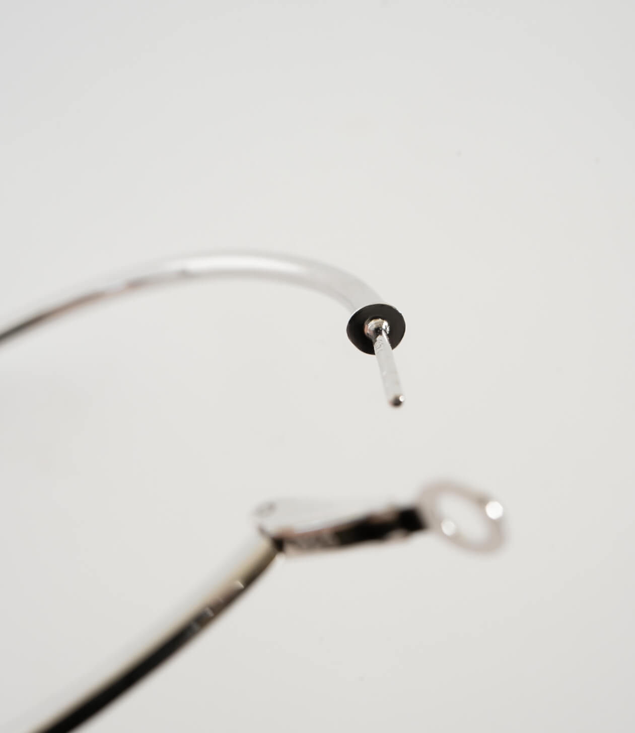 Classic Round Hoop Earrings | GIOOVE