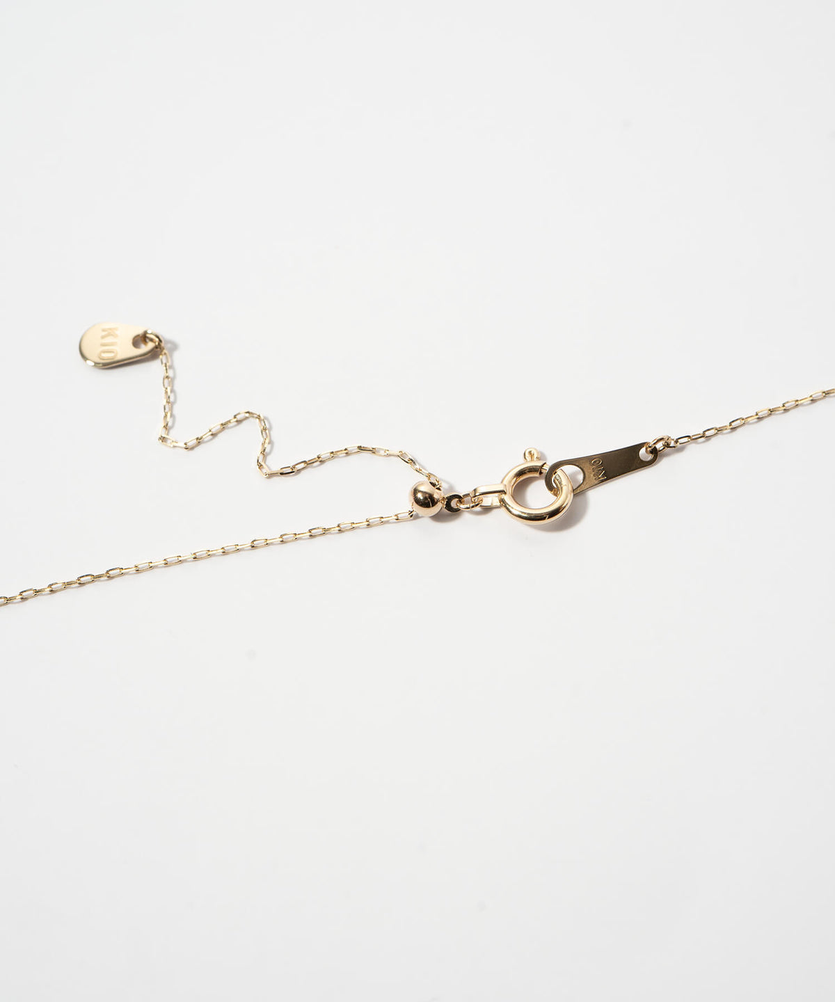 10K gold garnet checkerboard cut necklace | GLOA-ETT