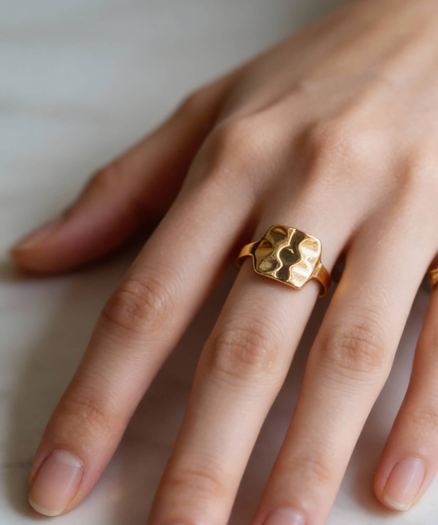 18K Gold Plated Sterling Silver Hammer Finish Flat Ring | OLIEOLIE
