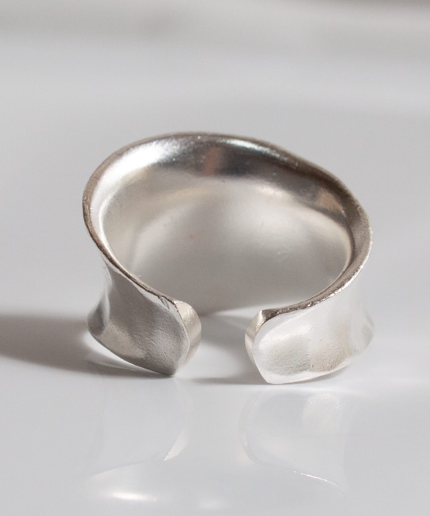 Silver925 Wide Concave Ear Cuff | GOLDA