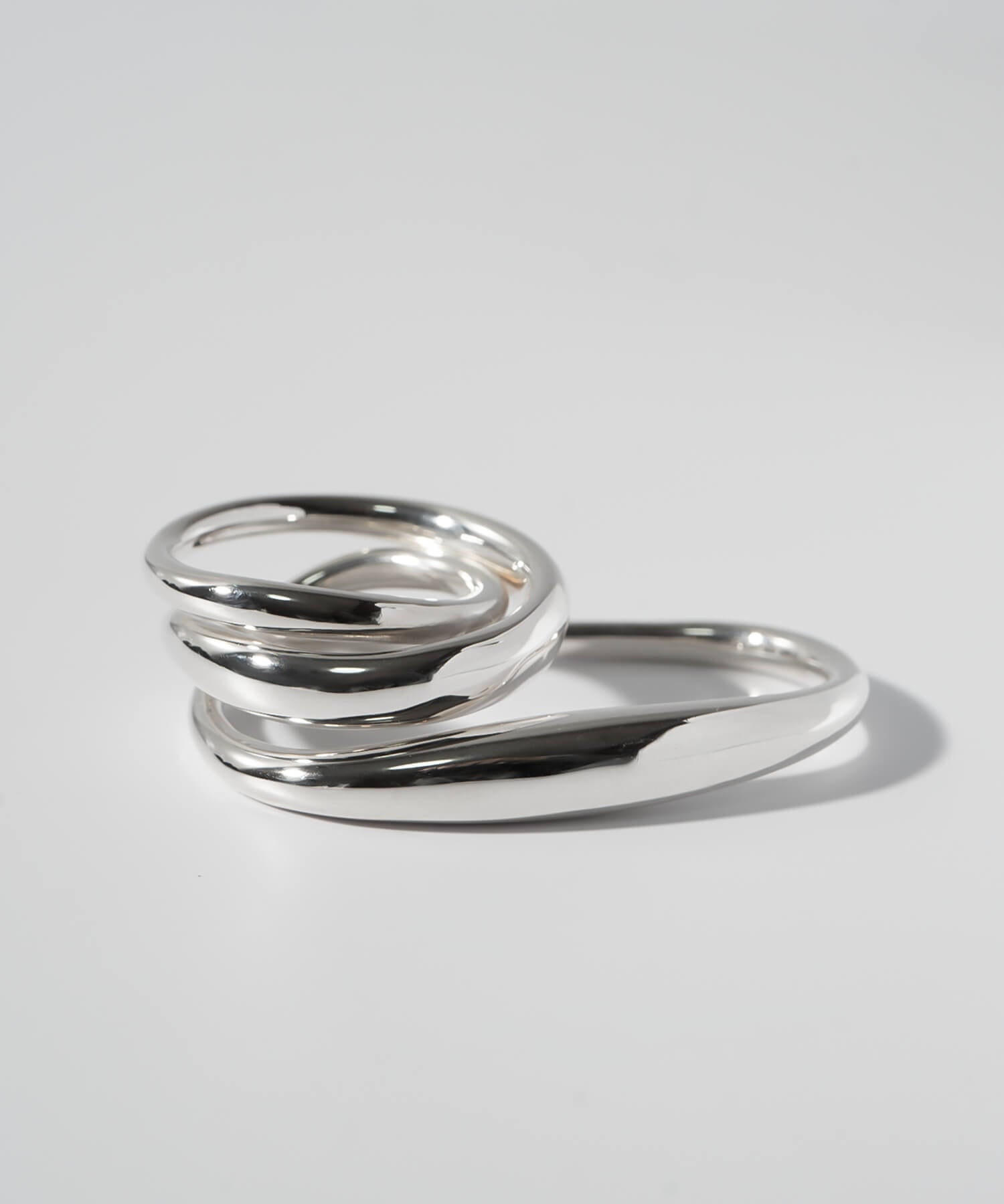Curvy Double Finger Ring | GRAVE-DUO