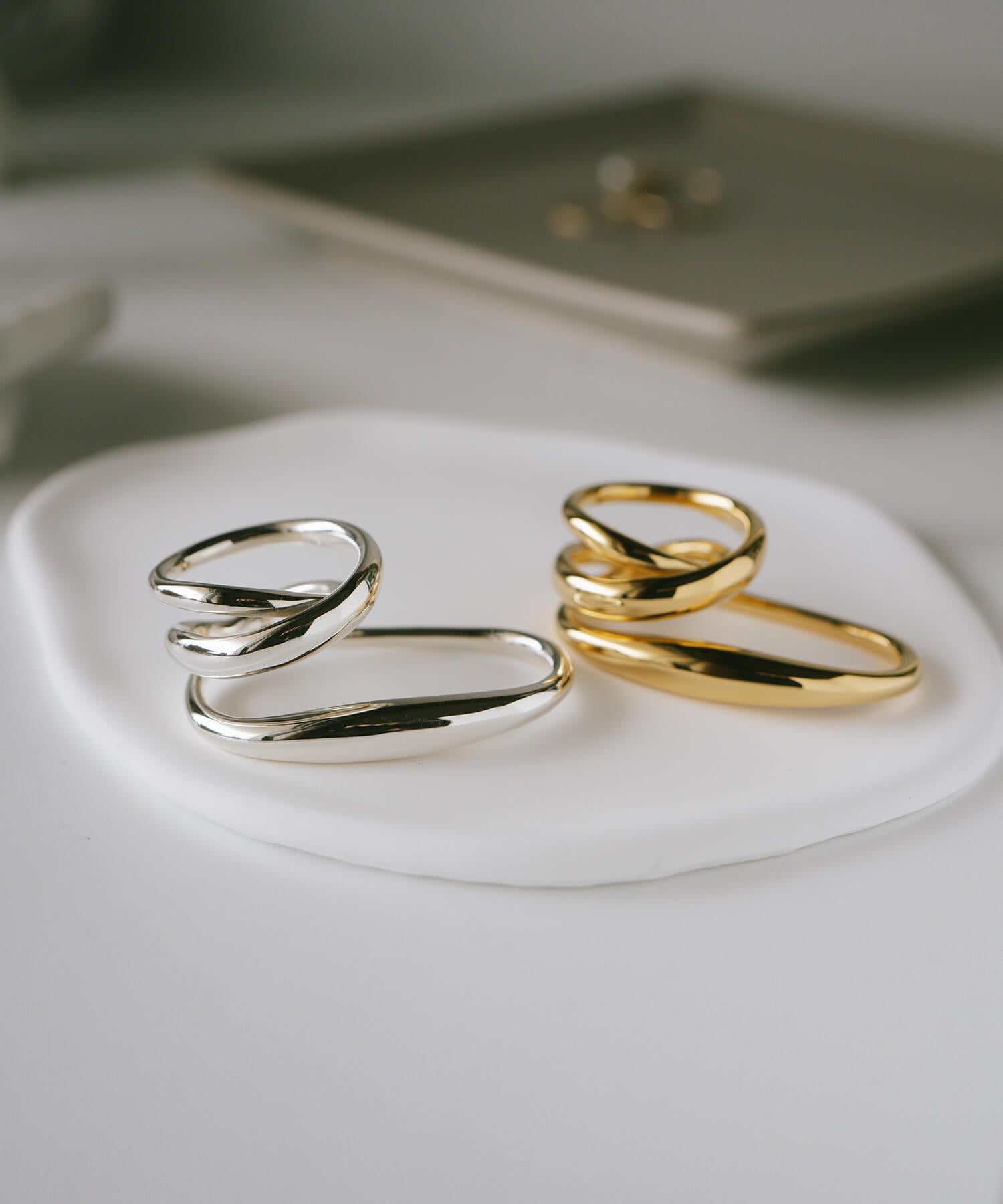 Curvy Double Finger Ring | GRAVE-DUO
