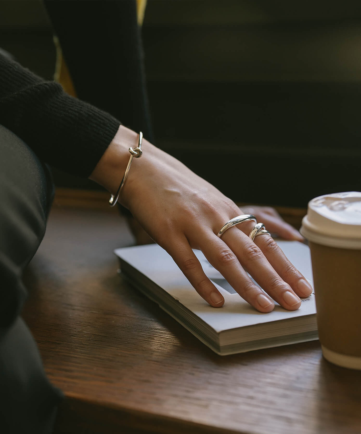 Curvy Double Finger Ring | GRAVE-DUO