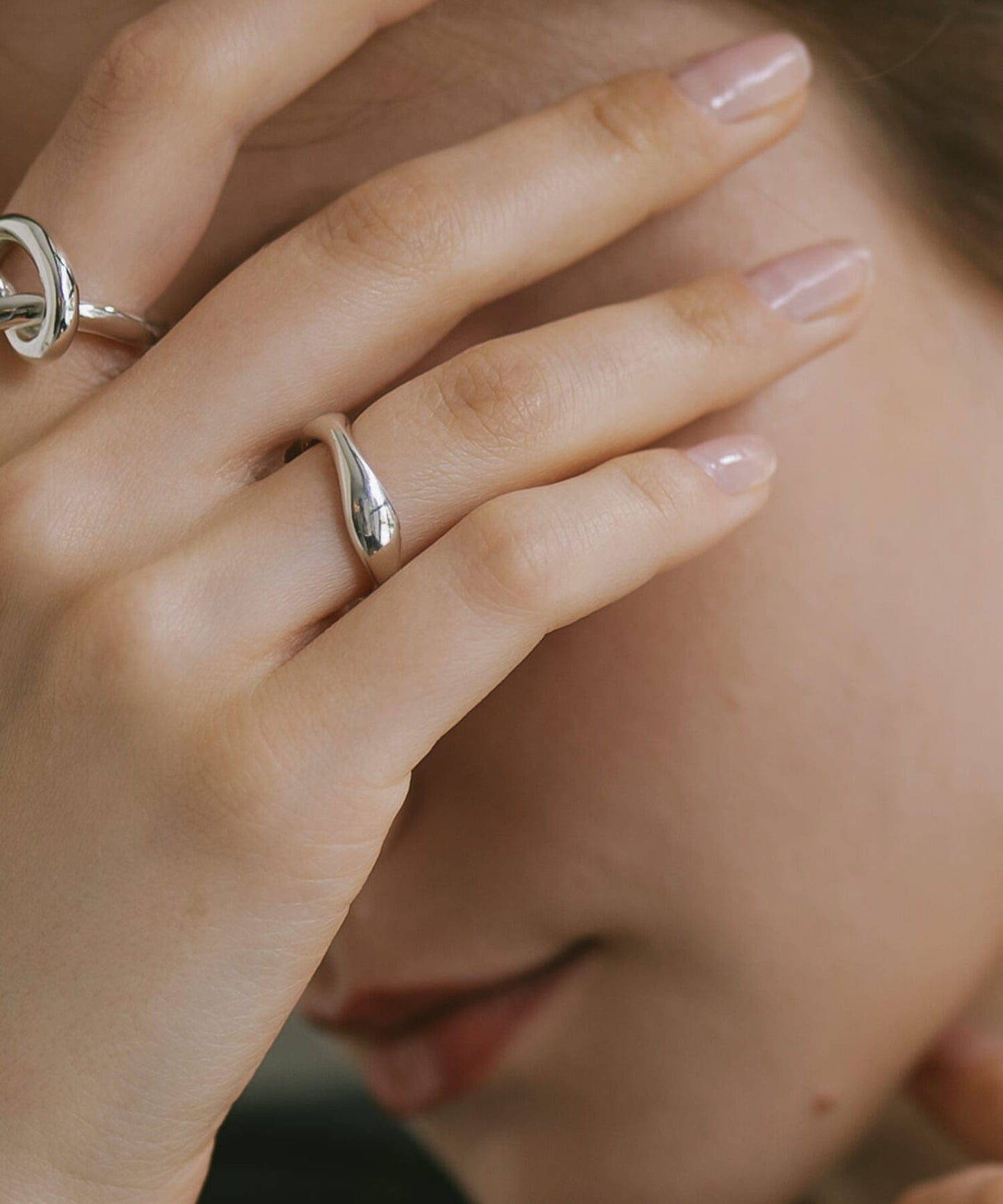 Silver925 Wide Wavy Ring | GREZIO