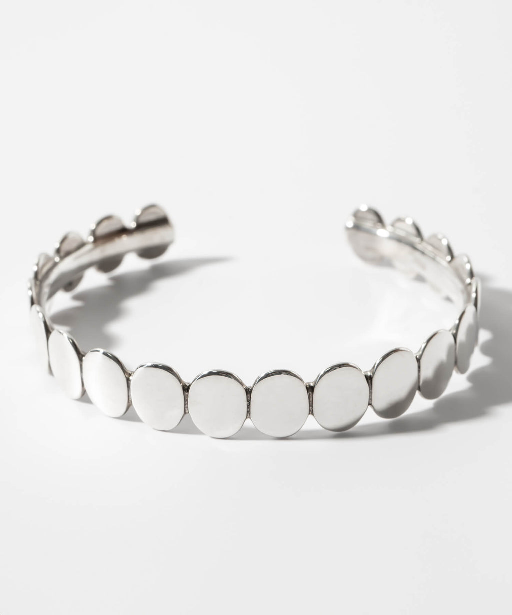 18K Gold Plated Sterling Silver Hammered Beads Bangle | HALVA