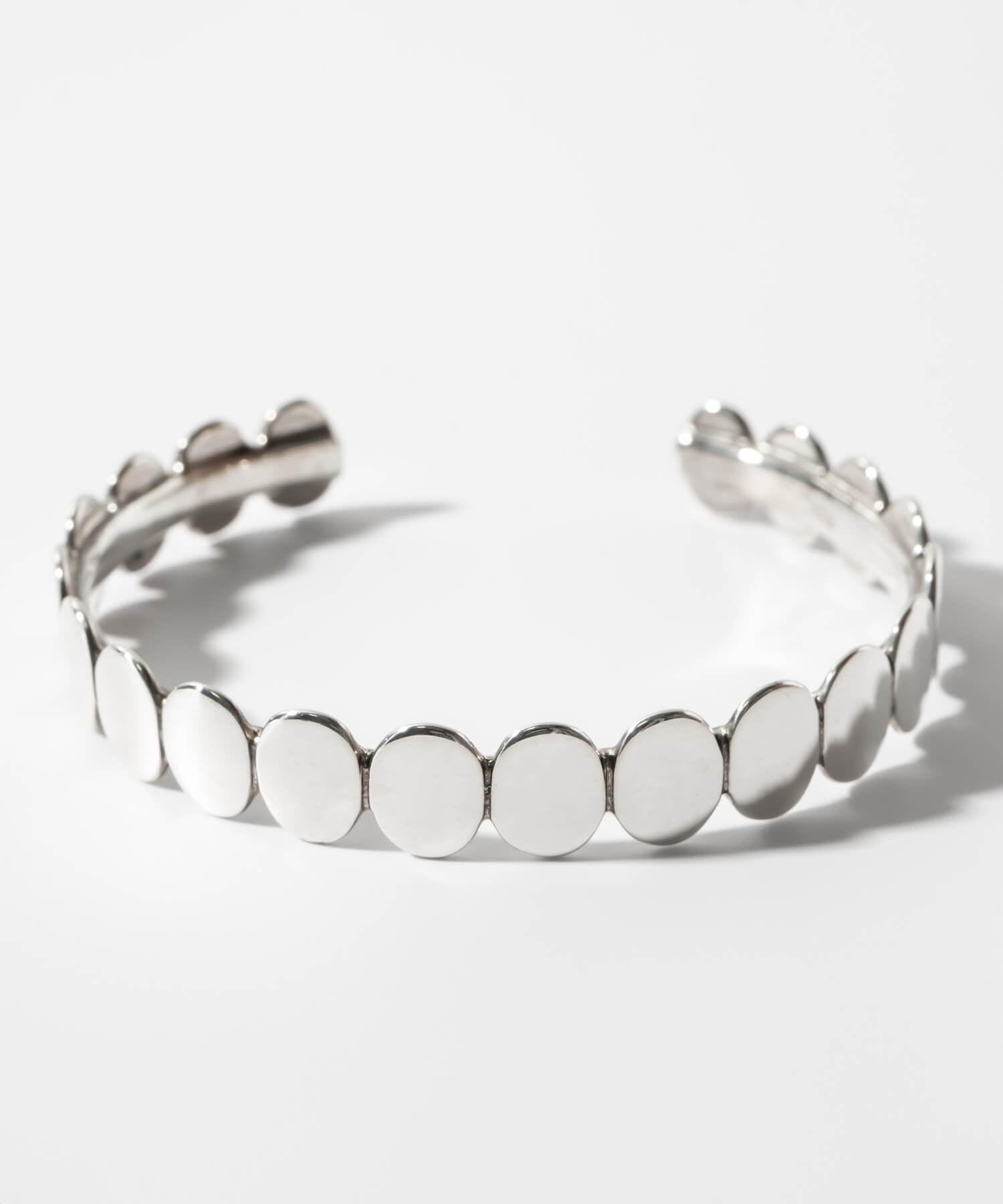 18K Gold Plated Sterling Silver Hammered Beads Bangle | HALVA