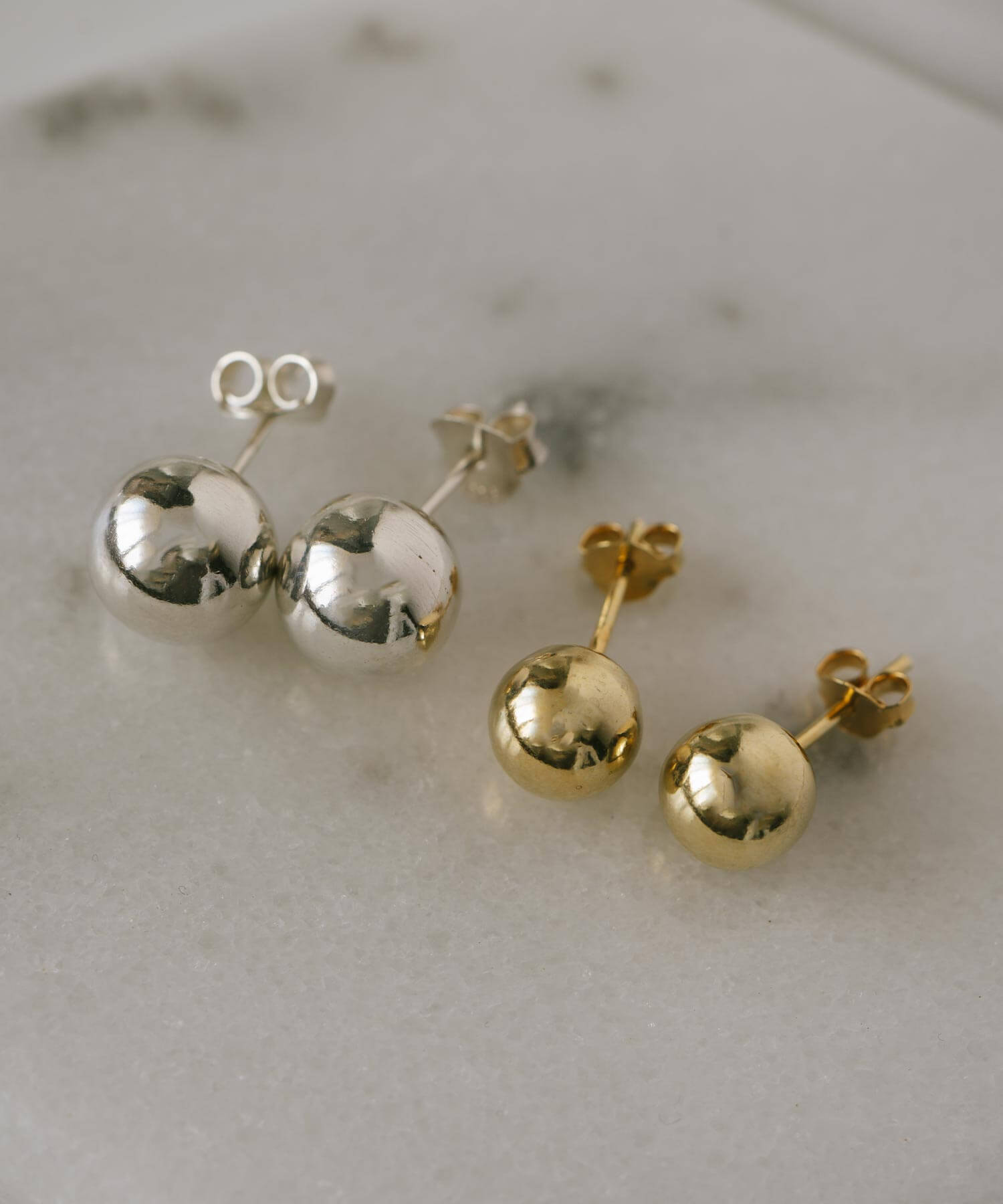 925 Sterling Silver Round Ball Stud Earrings | HELMIE