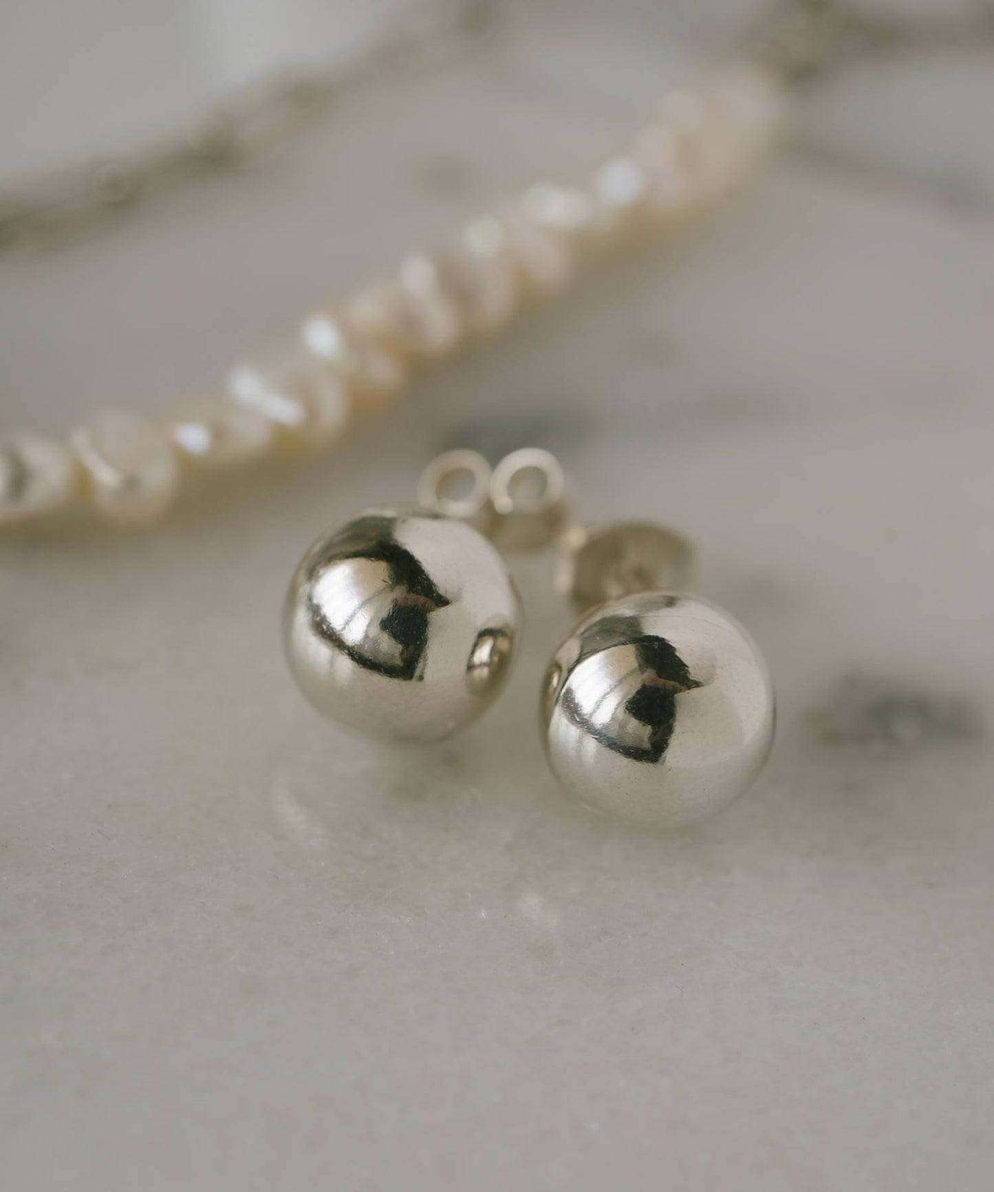 Silver925 Round Ball Stud Earrings | HELMIE