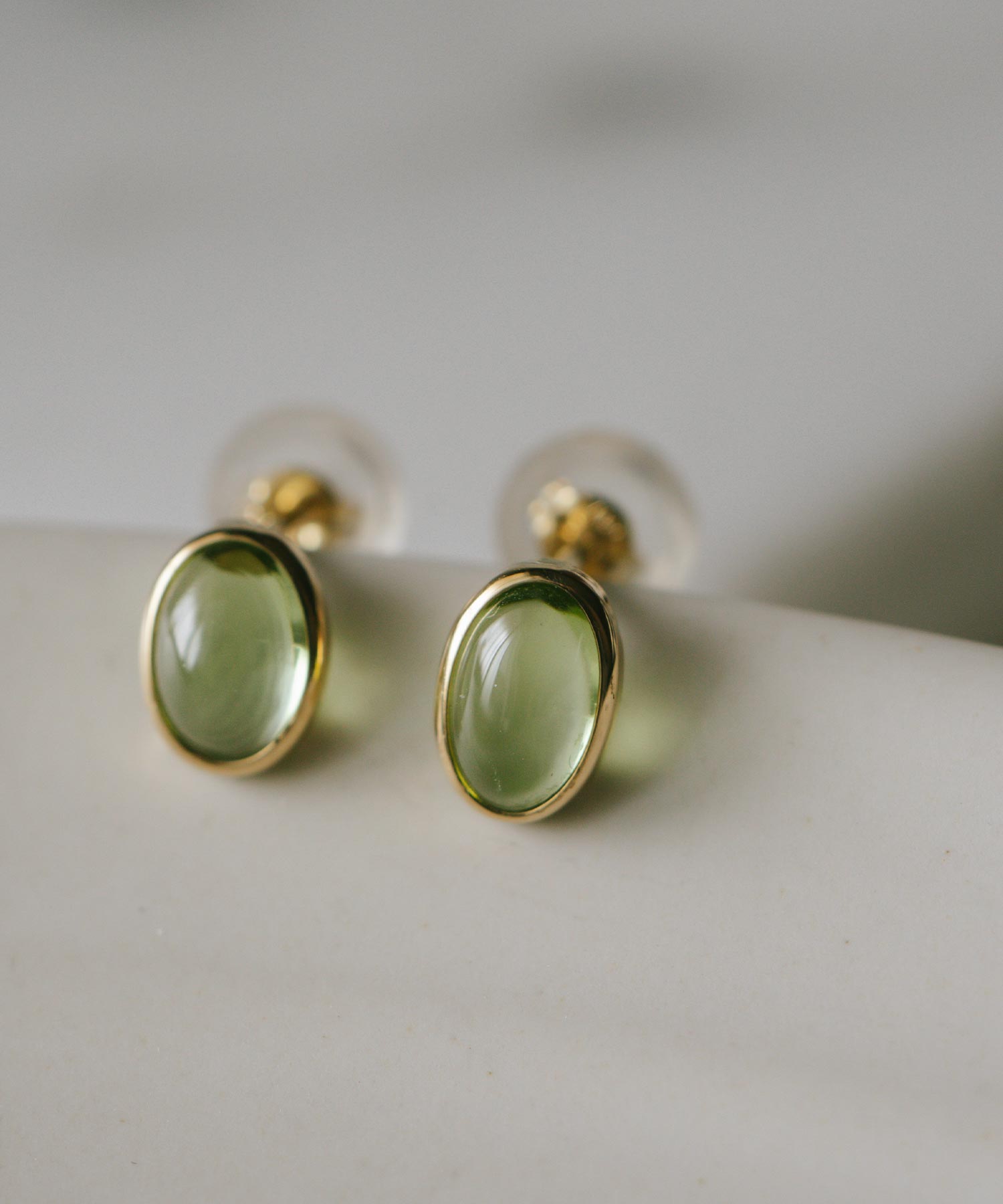 18K Gold Glossy Oval Cabochon Earrings | ENLILLE-OLIVA